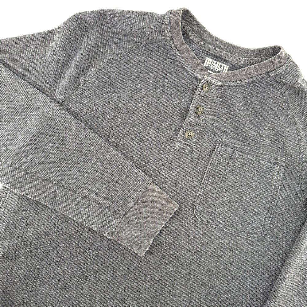 Duluth Trading Co Long Sleeve Waffle Knit Henley Shirt Mens L Gray Pocket Casual